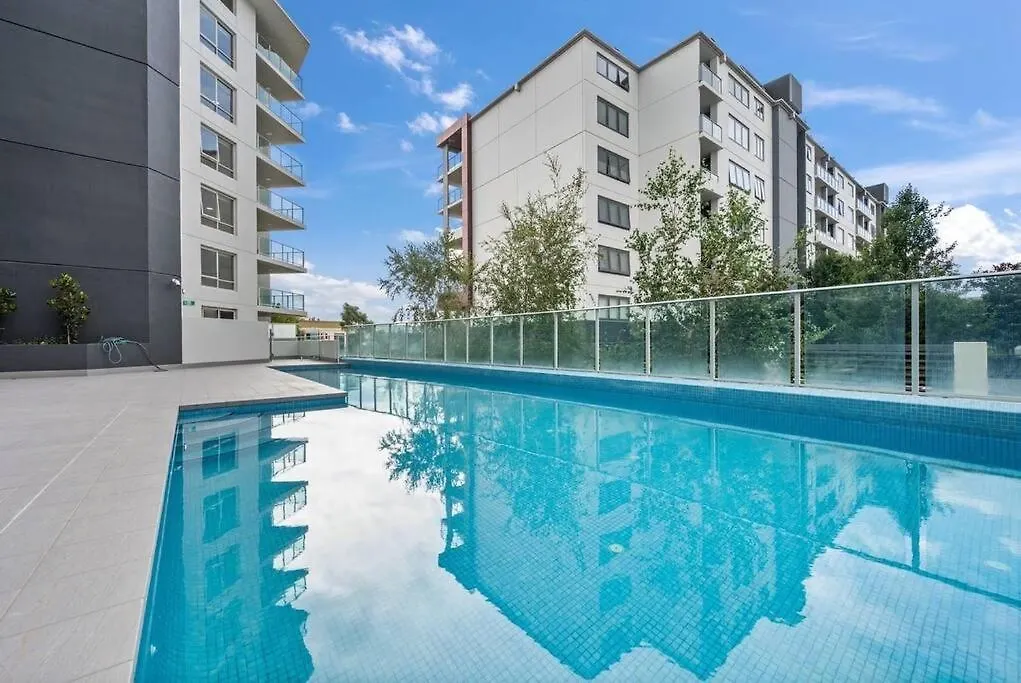 Serain Apartment On Northbourne Ave Canberra